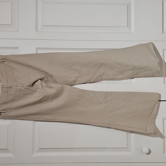 XOXO Beige Straight Flare Leg Dress Pants – Size 3/4 - Picture 5 of 5
